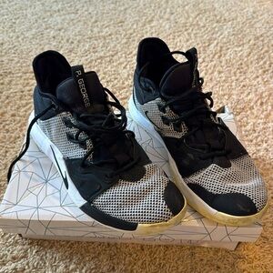 Men’s nike P.George basketball shoes